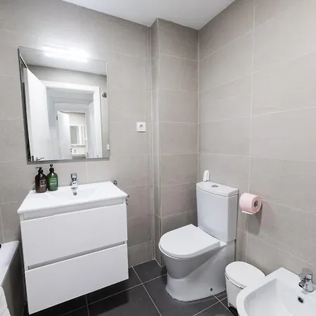 Apto. Con Piscinas Y Gym A 800 Metros De Playa Apartment *