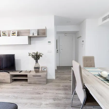 Apartment Apto. Con Piscinas Y Gym A 800 Metros De Playa